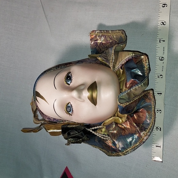 Vintage Stuffed Carnival Ceramic Wall Face Mask Stuffed - Picture 5 of 7